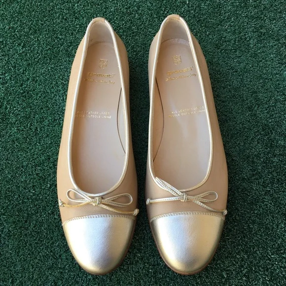 New Gravati Ballet Flat Cap Toe Leather Beige Nude Gold 10.5
